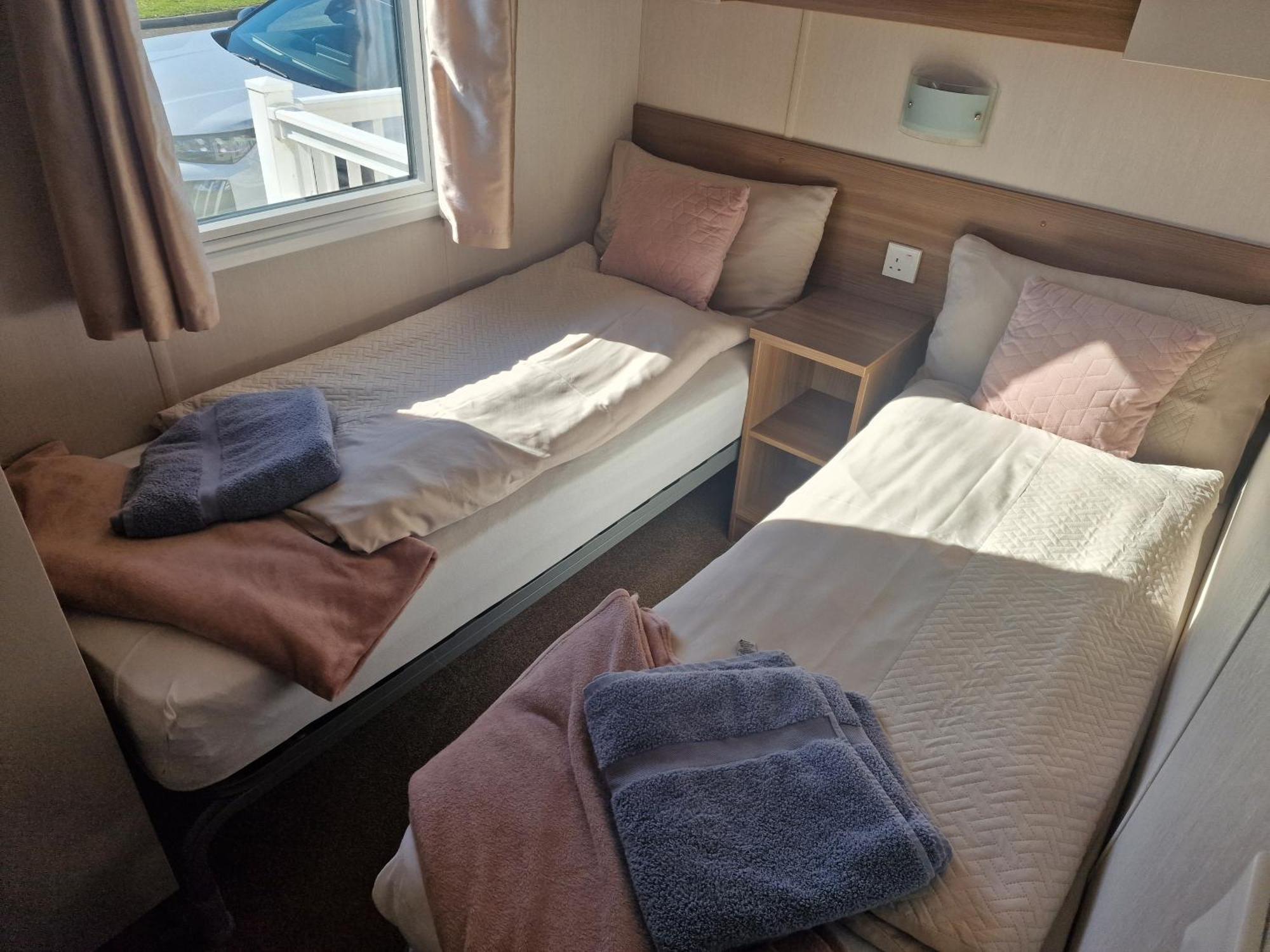 Durdlee Door, D27, Main Rd, West Lulworth, Wareham Bh20 5Pu Hotel Kültér fotó